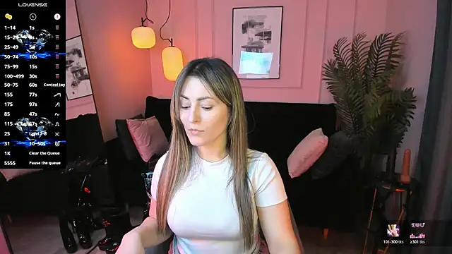 KylieMellow online show from April 2026 01:28:01 PM