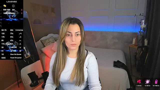 KylieMellow online show from April 2026 05:35:01 AM