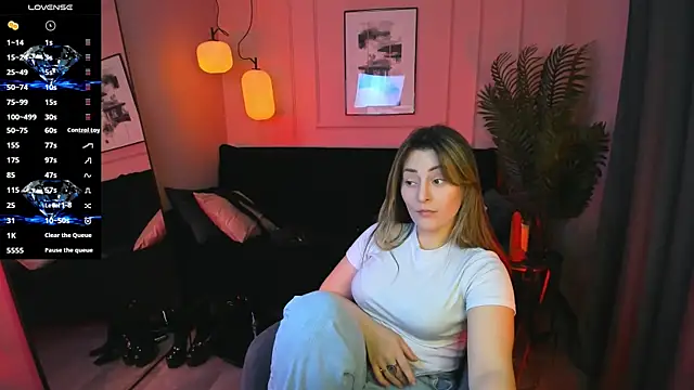 KylieMellow online show from April 2026 05:14:02 AM