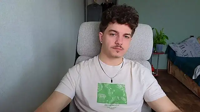 Remy Miles online show from April 2026 06:04:02 AM