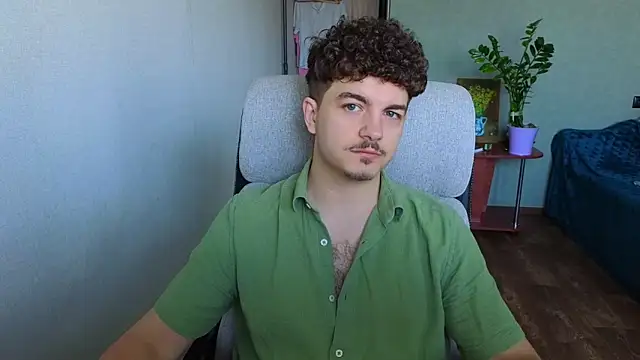 Snapshot of Remy_Miles chatting on June 2026 04:46:02 AM Remy Miles online show from June 2026 04:46:02 AM