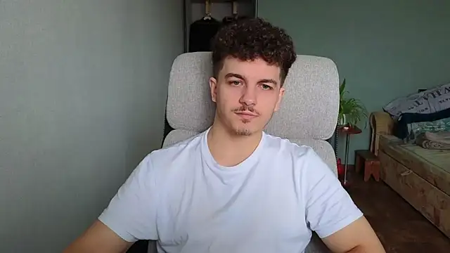 Remy Miles online show from December 2025 10:06:01 AM