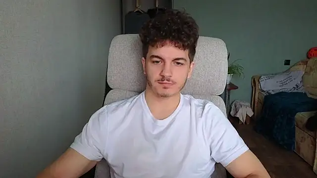 Remy Miles online show from December 2025 08:50:01 AM