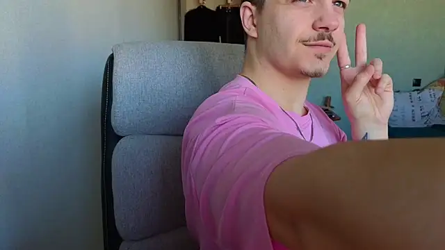 Remy Miles online show from March 2026 05:23:02 AM