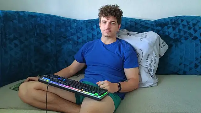 Remy Miles online show from September 2025 06:58:02 AM