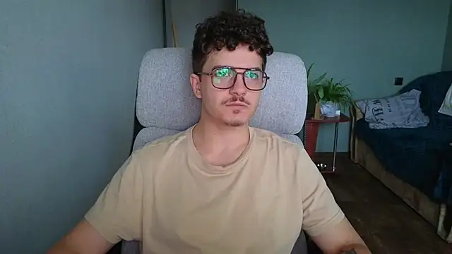 Remy Miles online show from October 2025 07:16:02 AM