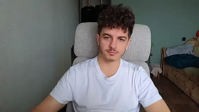 Remy Miles online show from December 2025 08:07:01 AM