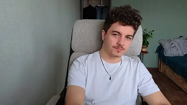 Remy Miles online show from March 2026 06:48:02 AM