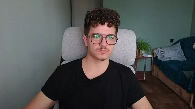 Remy Miles online show from October 2025 07:09:02 AM