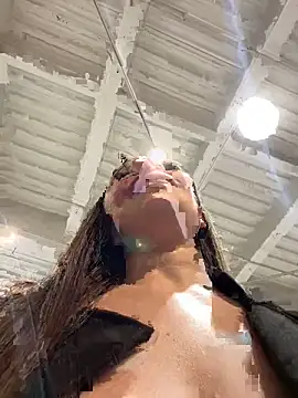 Alyshanon18 online show from April 2026 08:59:01 PM