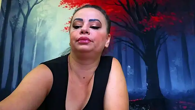 Snapshot of ElizabethEven chatting on October 2025 08:21:02 PM ElizabethEven online show from October 2025 08:21:02 PM