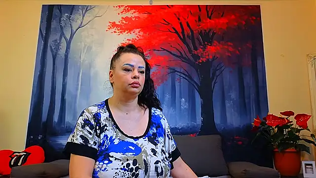 Snapshot of ElizabethEven chatting on February 2025 05:13:02 AM ElizabethEven online show from February 2025 05:13:02 AM