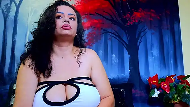 ElizabethEven online show from November 2025 09:07:01 PM