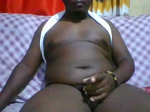 honeyswit online show from April 2026 09:39:33 PM