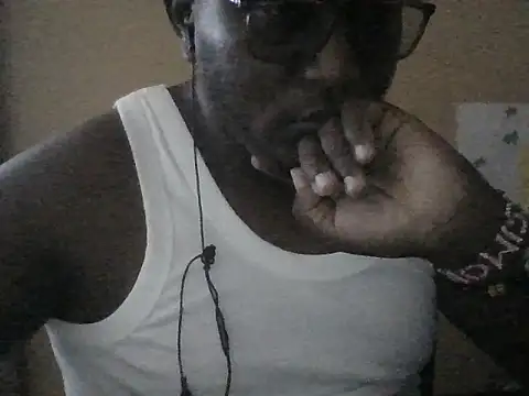 honeyswit online show from November 2025 01:05:01 PM