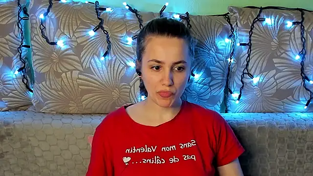 MaggieCake online show from March 2026 01:13:02 AM