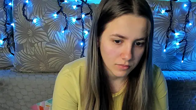 MaggieCake online show from February 2026 06:03:02 AM