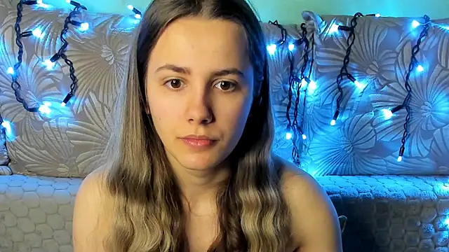 MaggieCake online show from January 2026 02:59:01 AM