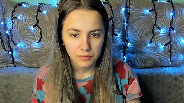 MaggieCake online show from February 2026 04:29:02 AM