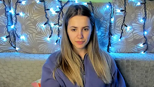 MaggieCake online show from February 2026 03:06:01 AM