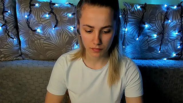 MaggieCake online show from January 2026 01:45:02 AM