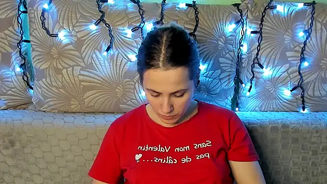 MaggieCake online show from March 2026 01:39:02 AM