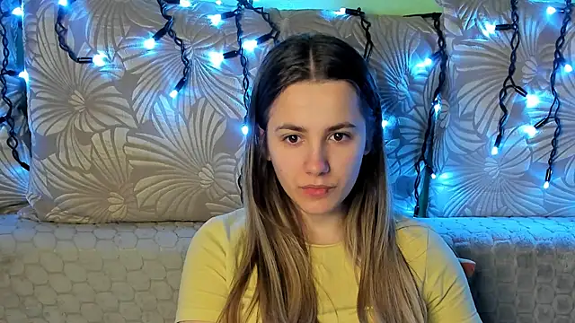 MaggieCake online show from February 2026 03:09:02 AM