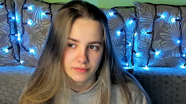 MaggieCake online show from February 2026 12:33:02 AM