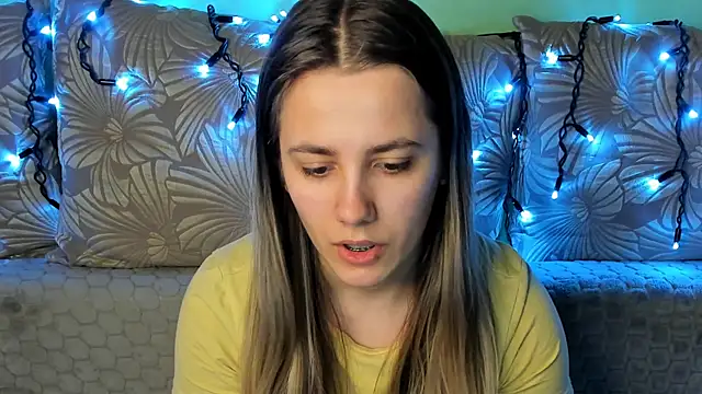 MaggieCake online show from February 2026 05:52:01 AM