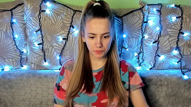 MaggieCake online show from January 2025 05:30:01 AM