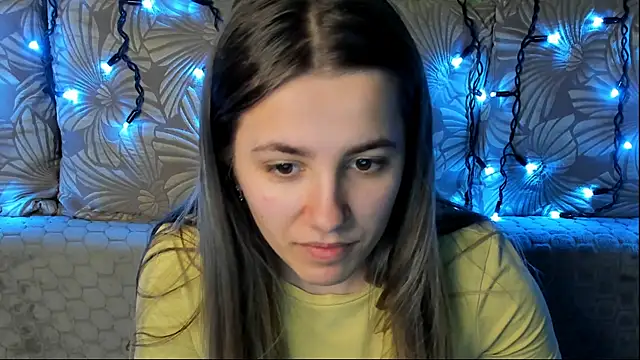 MaggieCake online show from March 2026 02:21:01 AM