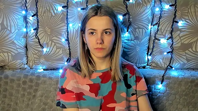 MaggieCake online show from March 2025 01:16:01 AM