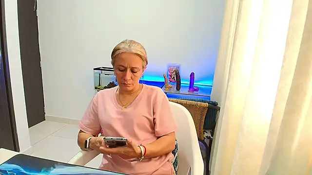 Naty Stone online show from September 2025 08:36:01 PM