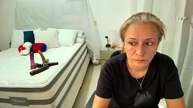 Naty Stone online show from May 2026 08:59:01 PM