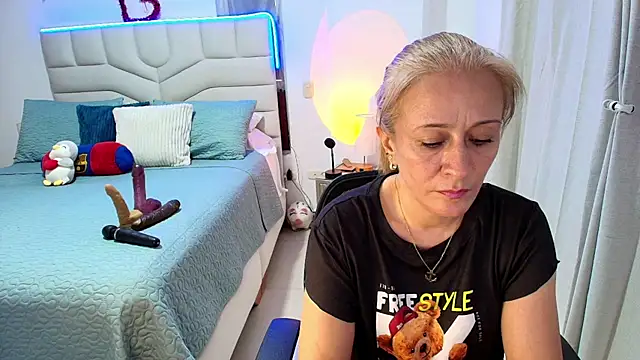 Naty Stone online show from July 2026 07:46:02 PM
