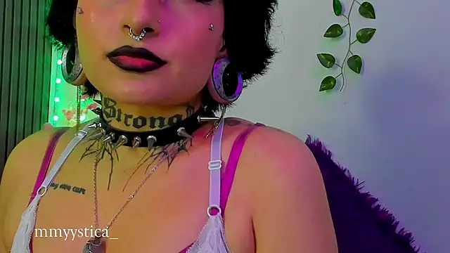 Rainnbow  online show from April 2026 08:21:02 AM