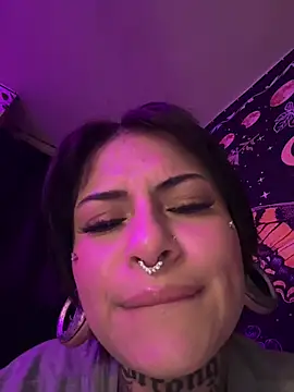 Rainnbow  online show from February 2026 07:17:01 AM