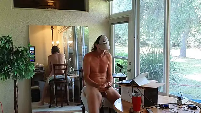 eliberator1777 online show from November 2025 07:02:02 PM