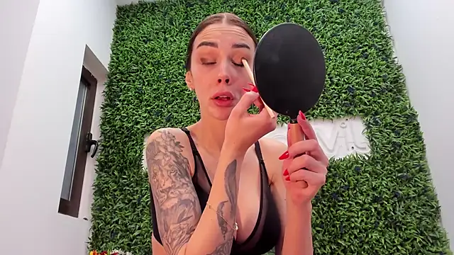 realhotfallingdevil online show from April 2026 04:47:02 AM