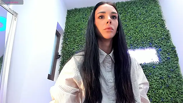 Snapshot of realhotfallingdevil chatting on September 2025 11:09:02 AM realhotfallingdevil online show from September 2025 11:09:02 AM