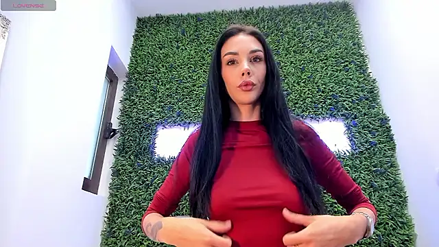 Snapshot of realhotfallingdevil chatting on September 2025 10:57:02 AM realhotfallingdevil online show from September 2025 10:57:02 AM