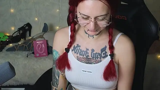 Ginger Stay online show from October 2025 09:34:02 PM