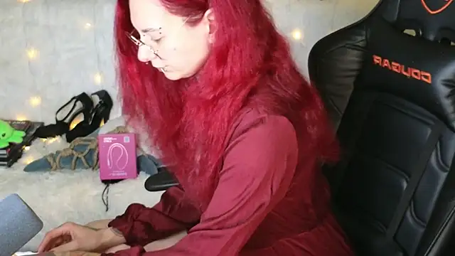 Ginger Stay online show from November 2025 10:30:02 AM