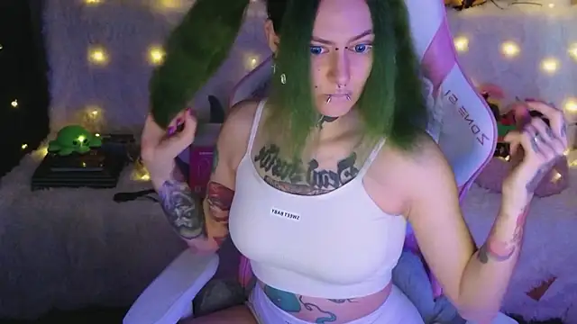 Ginger Stay online show from March 2026 10:33:02 AM