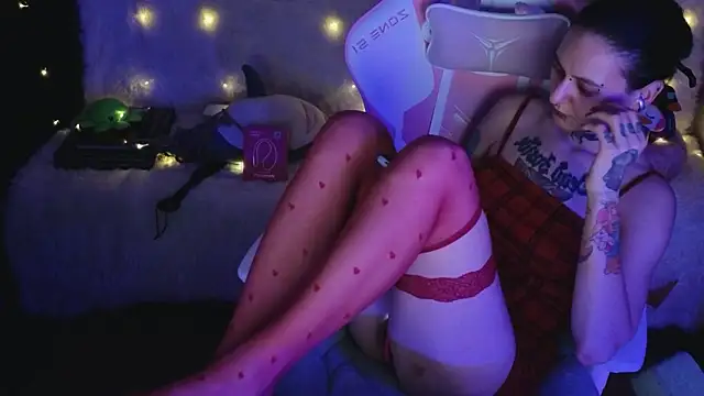 Ginger Stay online show from March 2026 08:37:01 PM