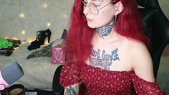 Ginger Stay online show from October 2025 12:55:01 AM