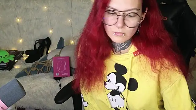 Ginger Stay online show from October 2025 03:58:01 AM