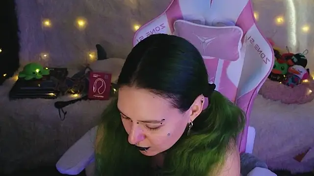 Ginger Stay online show from March 2026 08:31:01 AM