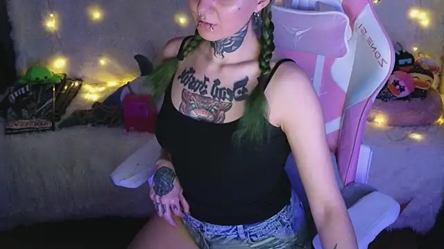 Ginger Stay online show from April 2026 12:29:02 PM