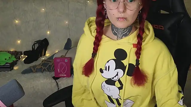 Ginger Stay online show from October 2025 12:31:02 AM